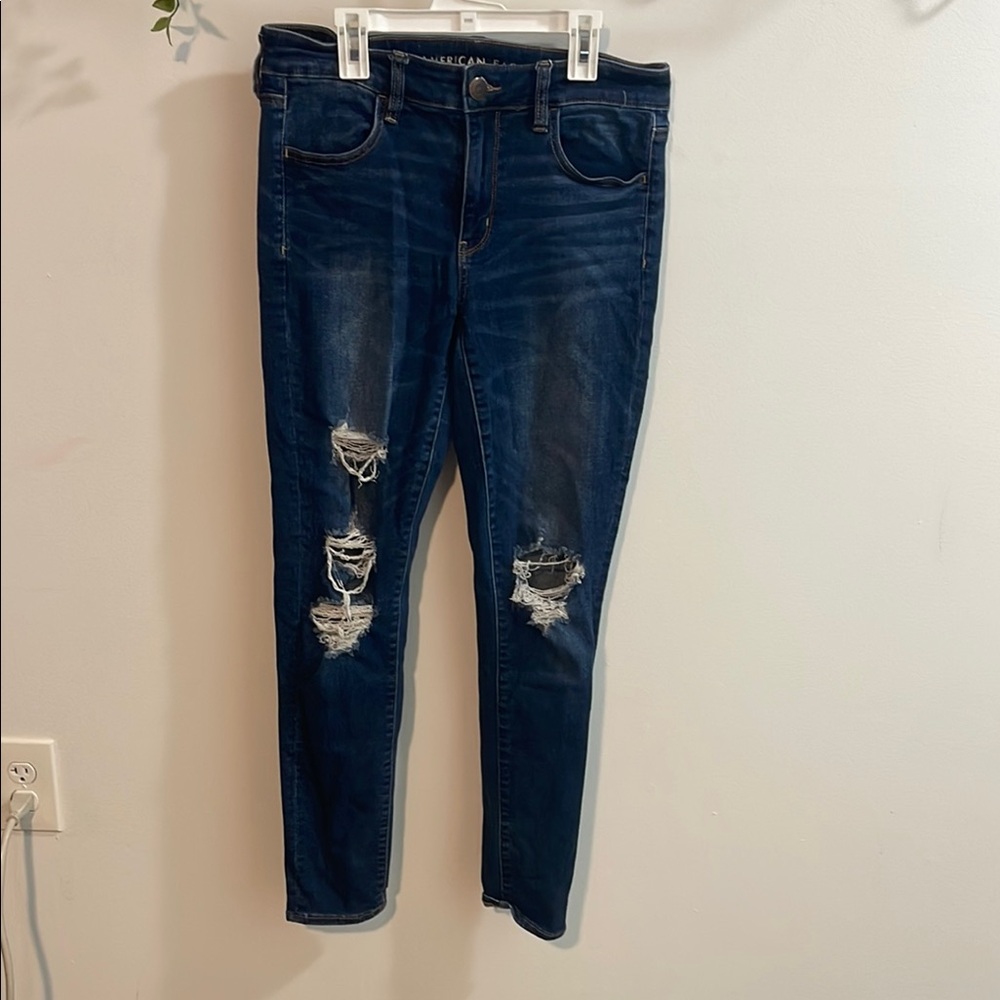 12 Long American Eagle  Skinny Jeans with Distressed Details